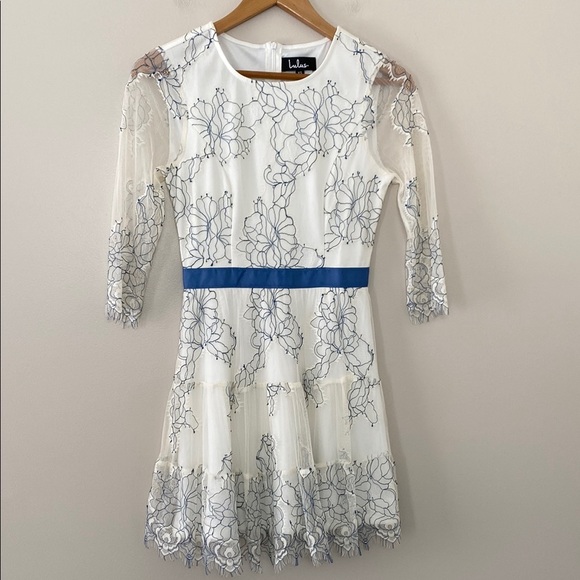 Lulus Elite Chic Cream Floral Lace Mini Skater Dress Size XS - Picture 2 of 16